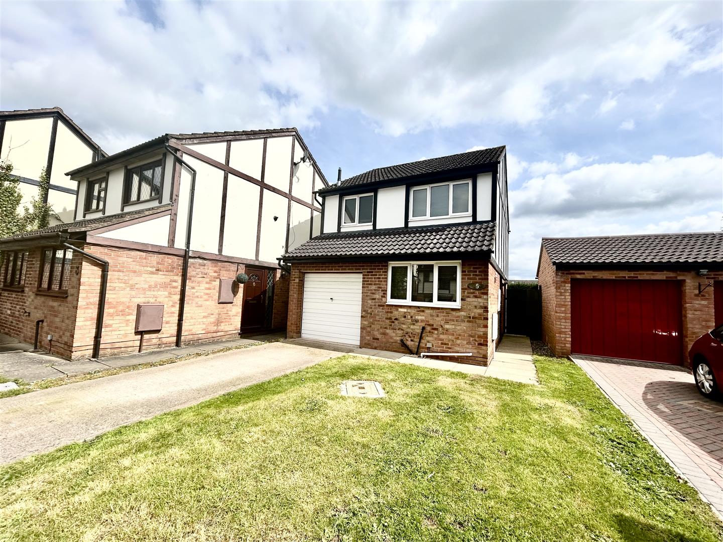 KINGS ACRE, HEREFORD Trivett Hicks